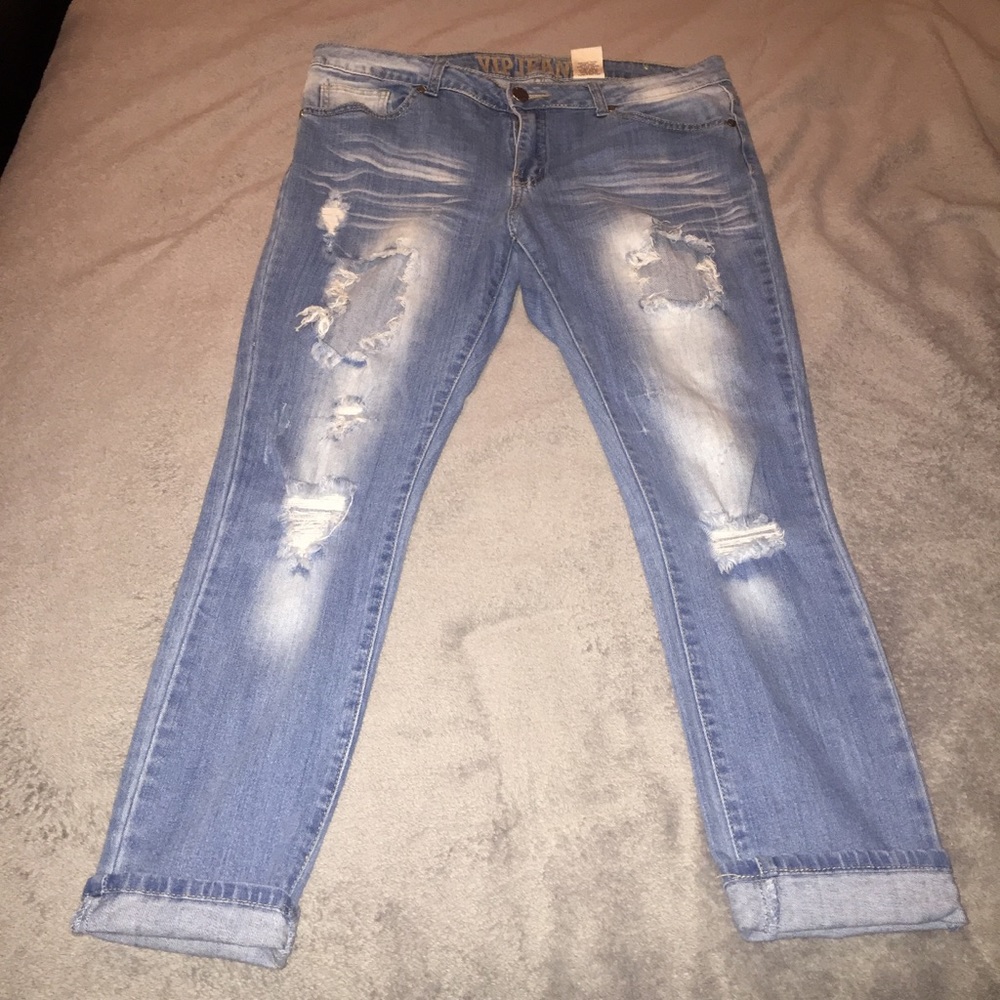 ripped skinny jeans